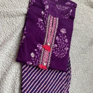 Purple kurti set(top+pant+Shawl) and it’s  completely a brand new set